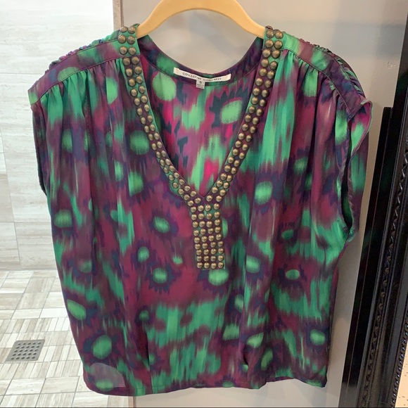 Top - Picture 3 of 3